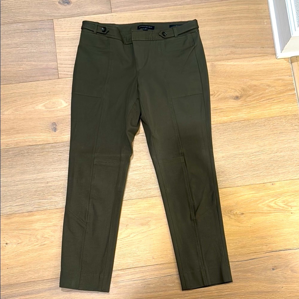 Banana Republic Olive Green Pants size 6